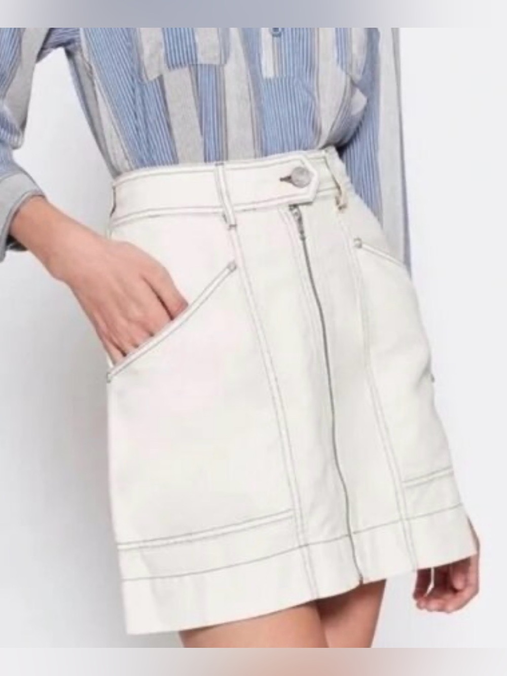 Joie White Mini Skirt with Exposed Zipper and Topstitching